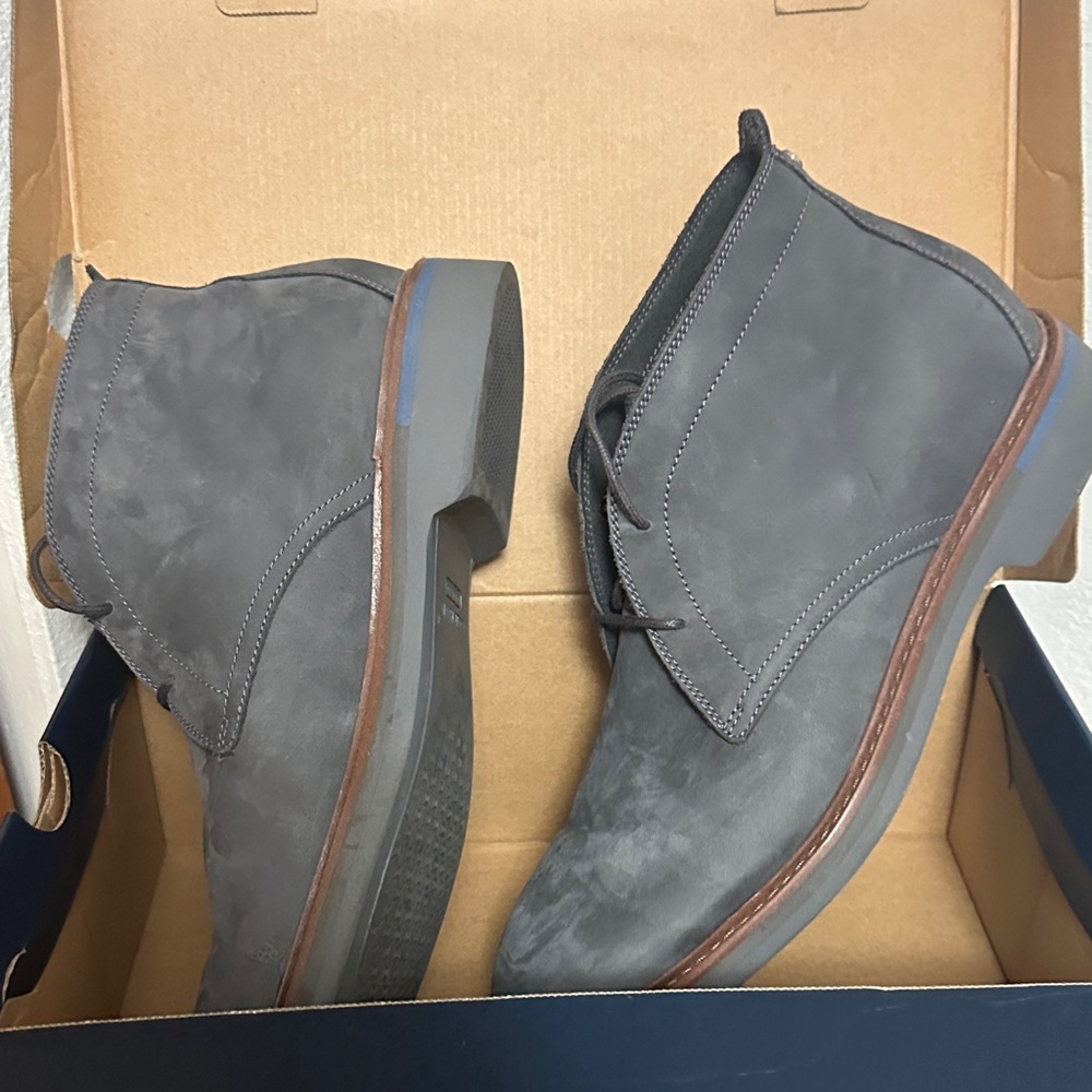 Cole Haan New York Chukka Suede Boots, EUC - Picture 2 of 9